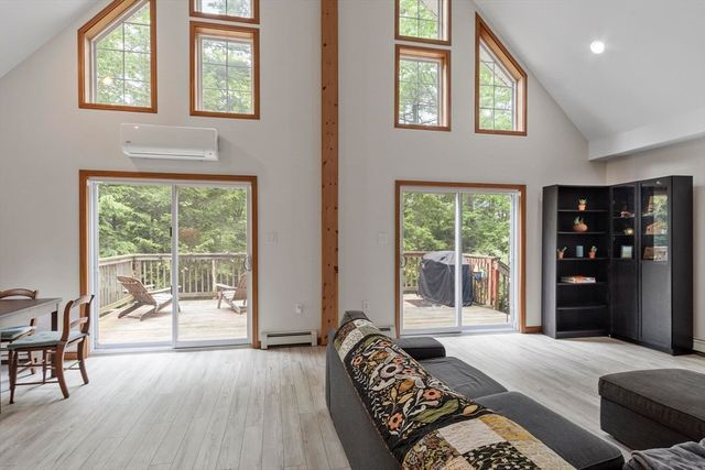 22 Sunset Road, Westminster, MA 01473
