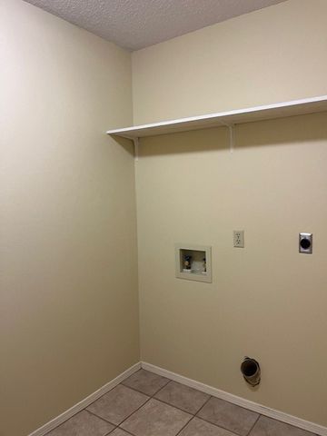 401 N 39Th Str Street, Rogers, AR 72756