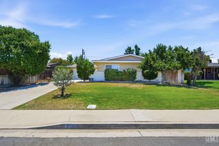 1005 McGregor Avenue, Bakersfield, CA 93308