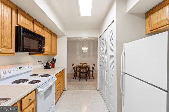 2147 HARBOUR DR, Palmyra, NJ 08065