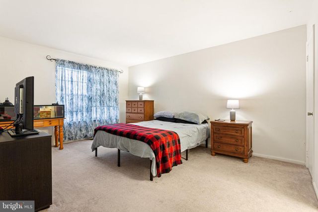 2147 HARBOUR DR, Palmyra, NJ 08065