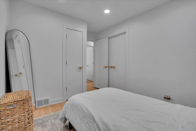 9317 Olcott Avenue, Morton Grove, IL 60053