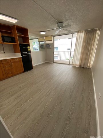 440 Lewers Street 403, Honolulu, HI 96815