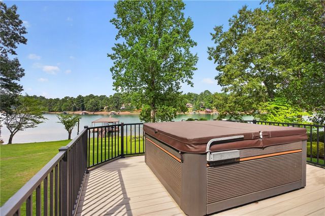 246 Petty Road, Seneca, SC 29672