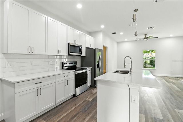 2225 W HOWARD PLACE, Citrus Springs, FL 34434