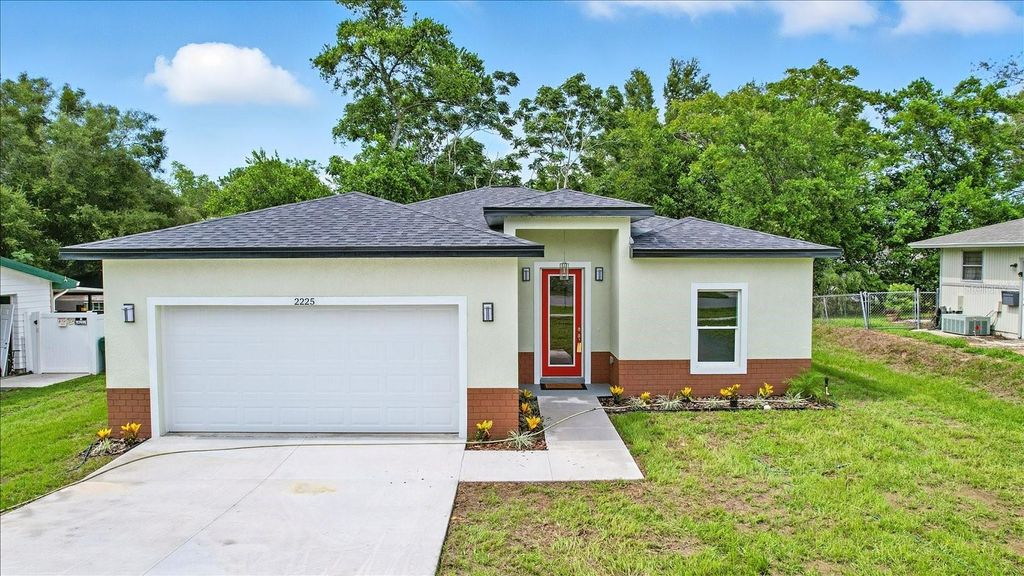 2225 W HOWARD PLACE, Citrus Springs, FL 34434