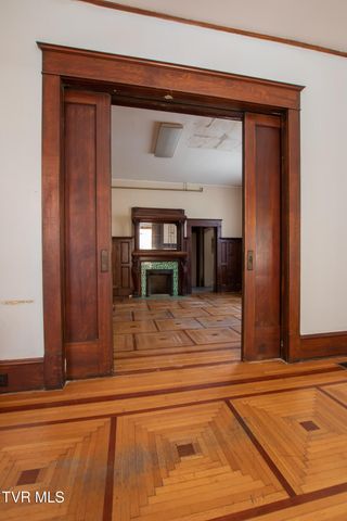 200 Solar Street Street, Bristol, VA 24201