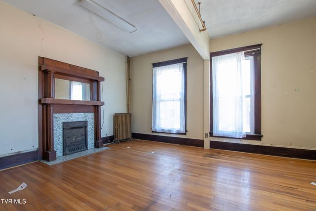 200 Solar Street Street, Bristol, VA 24201