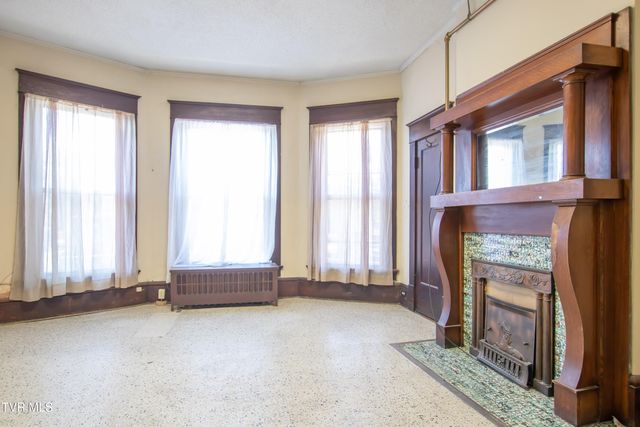 200 Solar Street Street, Bristol, VA 24201