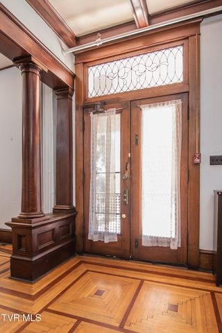 200 Solar Street Street, Bristol, VA 24201