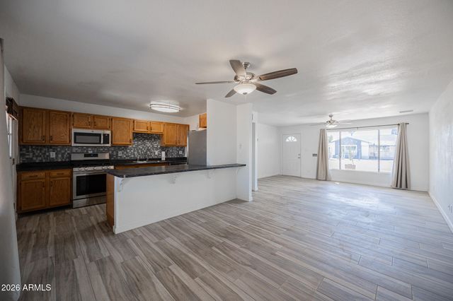 8518 E RANCHO VISTA Drive, Scottsdale, AZ 85251