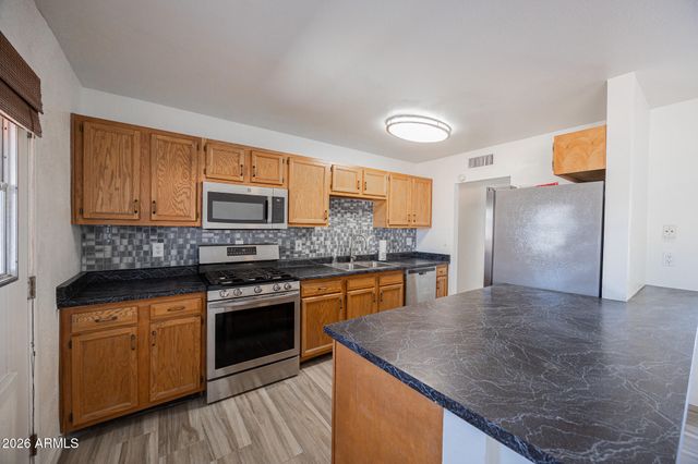 8518 E RANCHO VISTA Drive, Scottsdale, AZ 85251