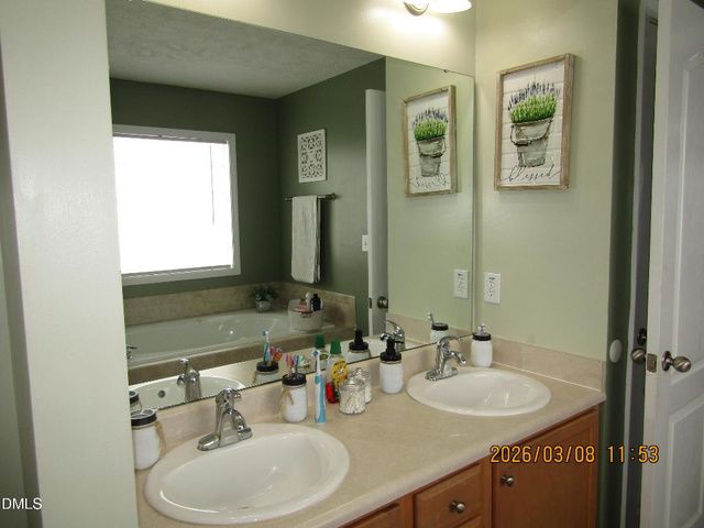 417 Dunblane Way, Fayetteville, NC 28311