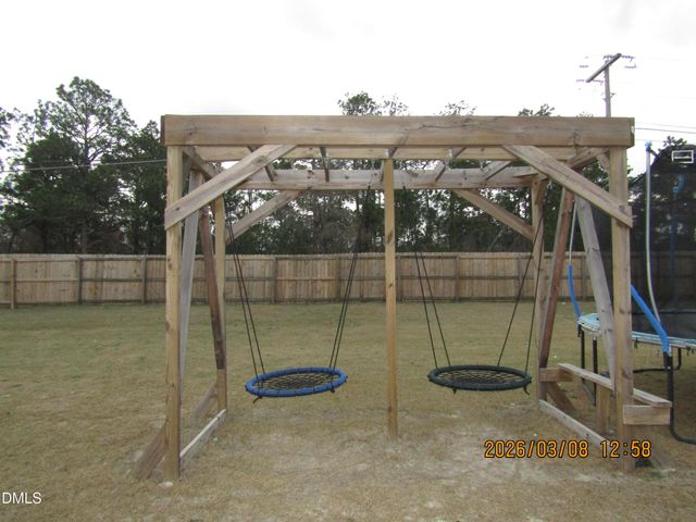 417 Dunblane Way, Fayetteville, NC 28311