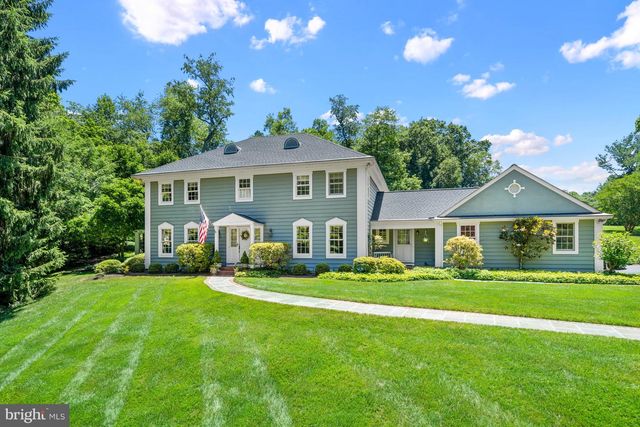 102 HAYWOOD RD, Greenville, DE 19807