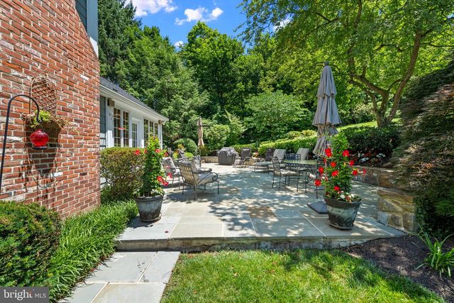 102 HAYWOOD RD, Greenville, DE 19807