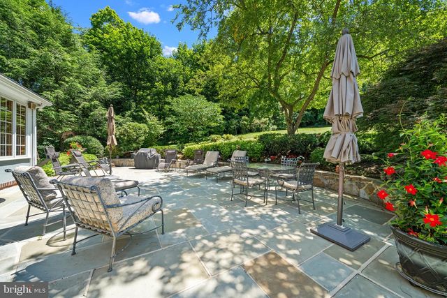 102 HAYWOOD RD, Greenville, DE 19807