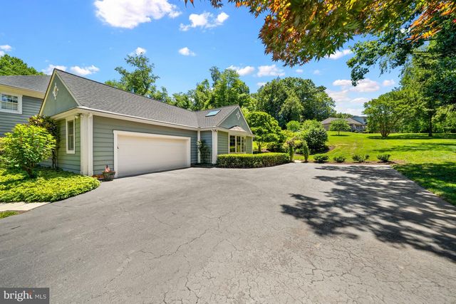 102 HAYWOOD RD, Greenville, DE 19807