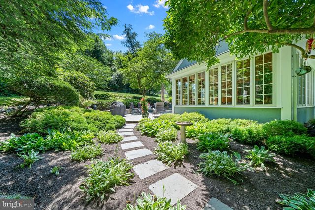 102 HAYWOOD RD, Greenville, DE 19807