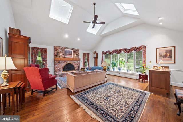 102 HAYWOOD RD, Greenville, DE 19807