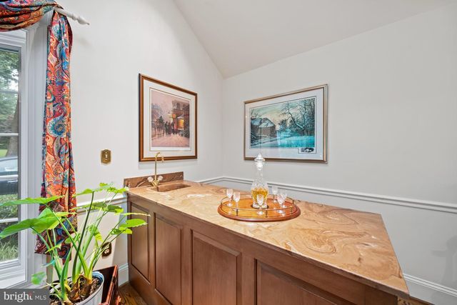 102 HAYWOOD RD, Greenville, DE 19807