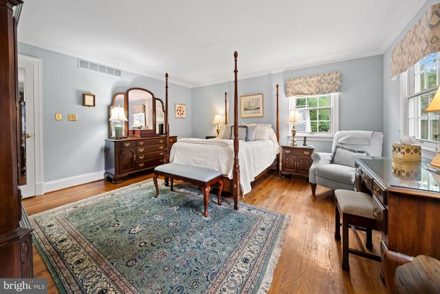 102 HAYWOOD RD, Greenville, DE 19807