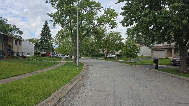 17710 Hillcrest Drive, Country Club Hills, IL 60478