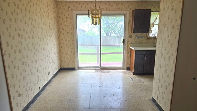 17710 Hillcrest Drive, Country Club Hills, IL 60478