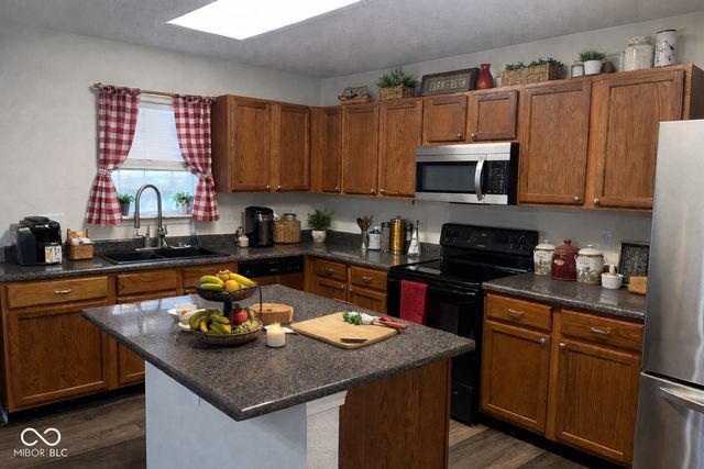 2271 Hampton Court, Plainfield, IN 46168