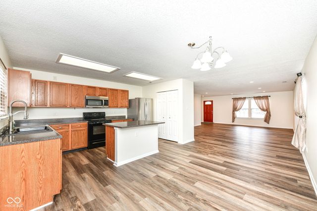 2271 Hampton Court, Plainfield, IN 46168