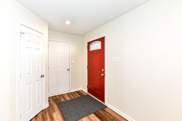 2271 Hampton Court, Plainfield, IN 46168