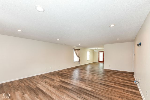 2271 Hampton Court, Plainfield, IN 46168