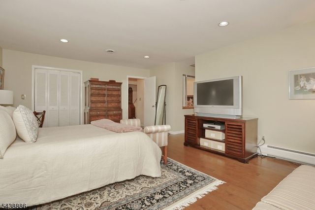504 Aspen Ln, Wyckoff Twp., NJ 07481