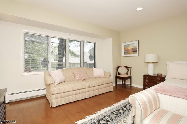 504 Aspen Ln, Wyckoff Twp., NJ 07481