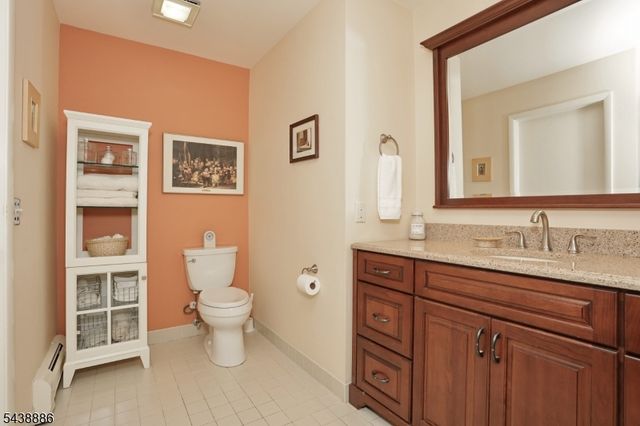 504 Aspen Ln, Wyckoff Twp., NJ 07481