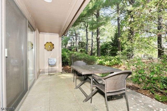 504 Aspen Ln, Wyckoff Twp., NJ 07481