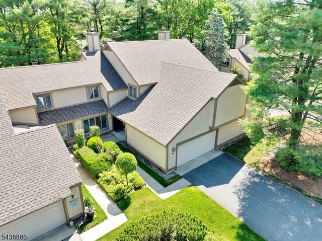 504 Aspen Ln, Wyckoff Twp., NJ 07481