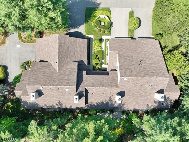 504 Aspen Ln, Wyckoff Twp., NJ 07481