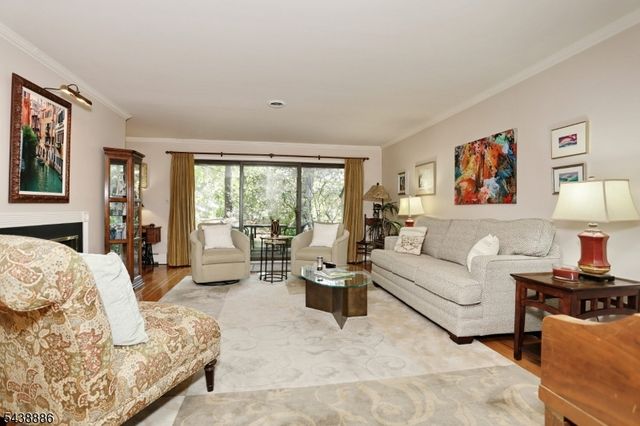 504 Aspen Ln, Wyckoff Twp., NJ 07481