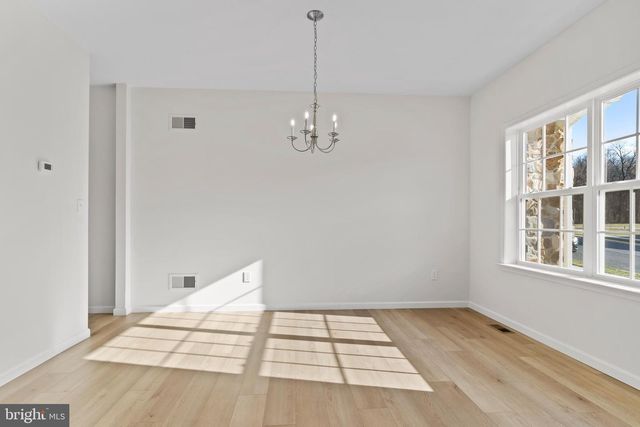 32 PAMELA DRIVE, Mechanicsburg, PA 17050