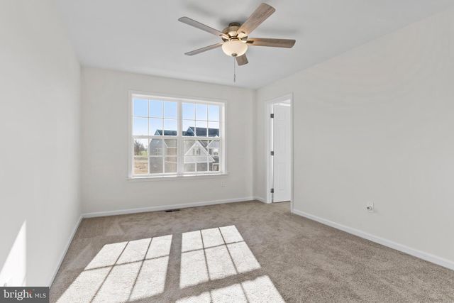 32 PAMELA DRIVE, Mechanicsburg, PA 17050