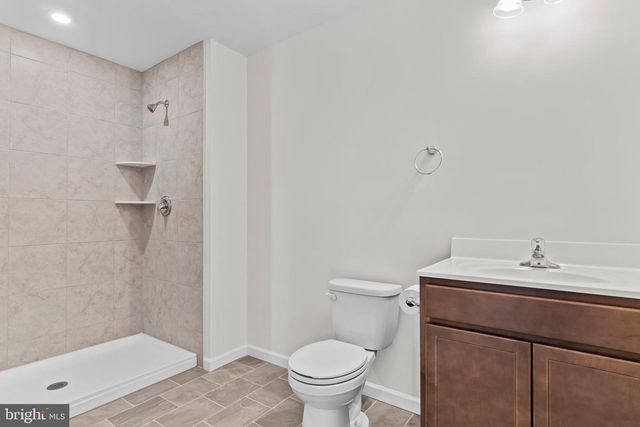 32 PAMELA DRIVE, Mechanicsburg, PA 17050