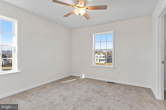 32 PAMELA DRIVE, Mechanicsburg, PA 17050