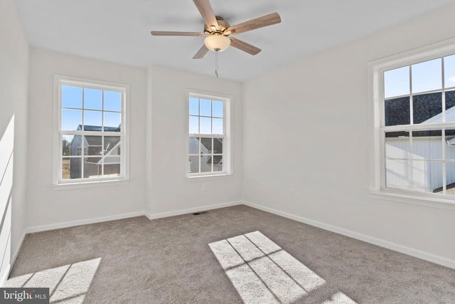 32 PAMELA DRIVE, Mechanicsburg, PA 17050