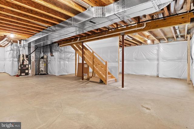 32 PAMELA DRIVE, Mechanicsburg, PA 17050