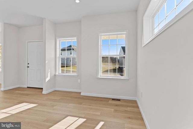 32 PAMELA DRIVE, Mechanicsburg, PA 17050