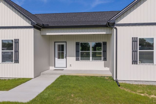 831 Wells Road, Dickson, TN 37055