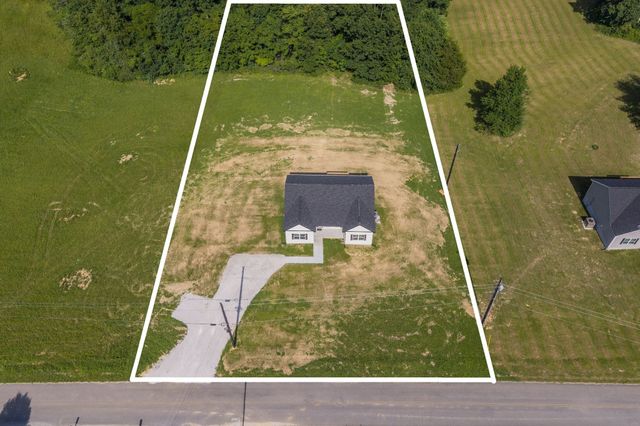 831 Wells Road, Dickson, TN 37055