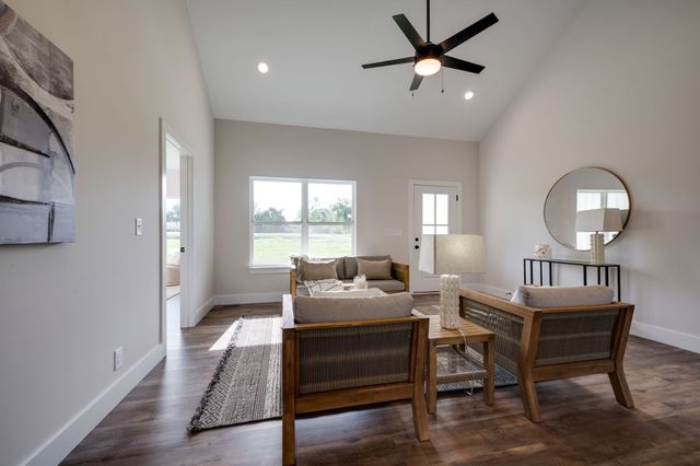 831 Wells Road, Dickson, TN 37055