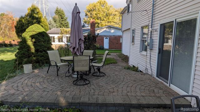 46955 Shiloh Way, Shelby Charter Township, MI 48317